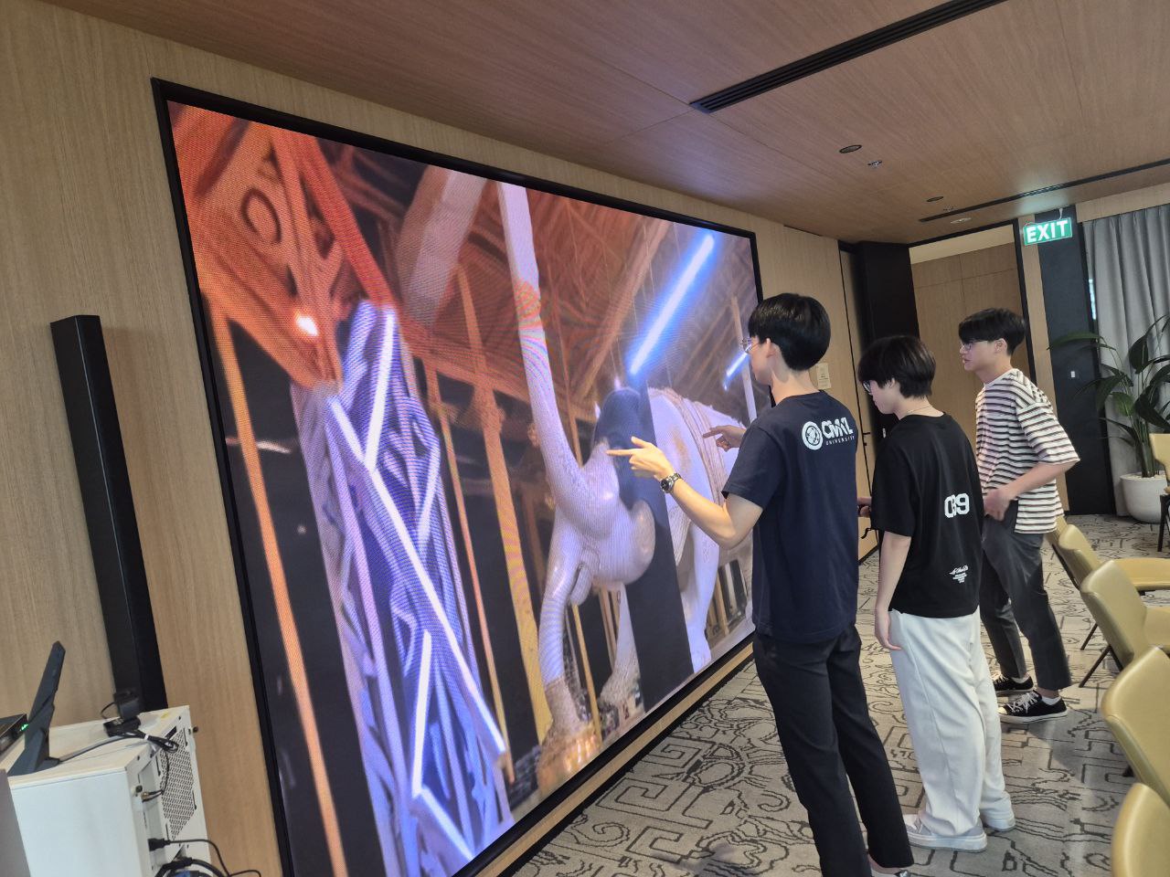 Mirror AI Demo at AI Innovation Summit 2025